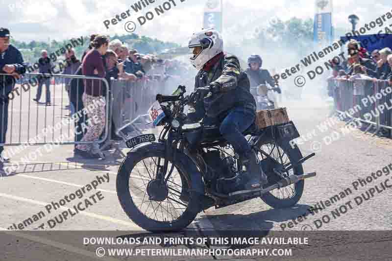 Vintage motorcycle club;eventdigitalimages;no limits trackdays;peter wileman photography;vintage motocycles;vmcc banbury run photographs